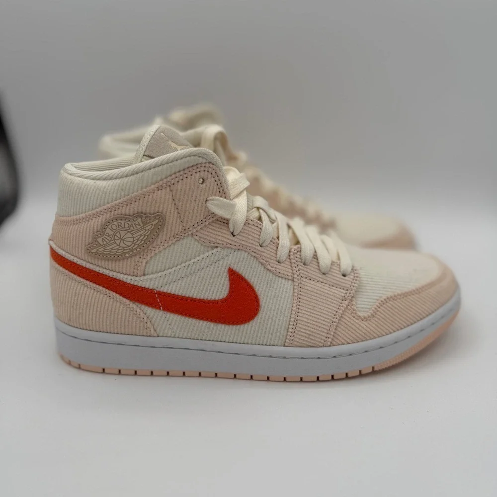 Nike Air‎ Jordan 1 Mid SE Women 11 Sail Pink Excellent Corduroy DA8009-108
